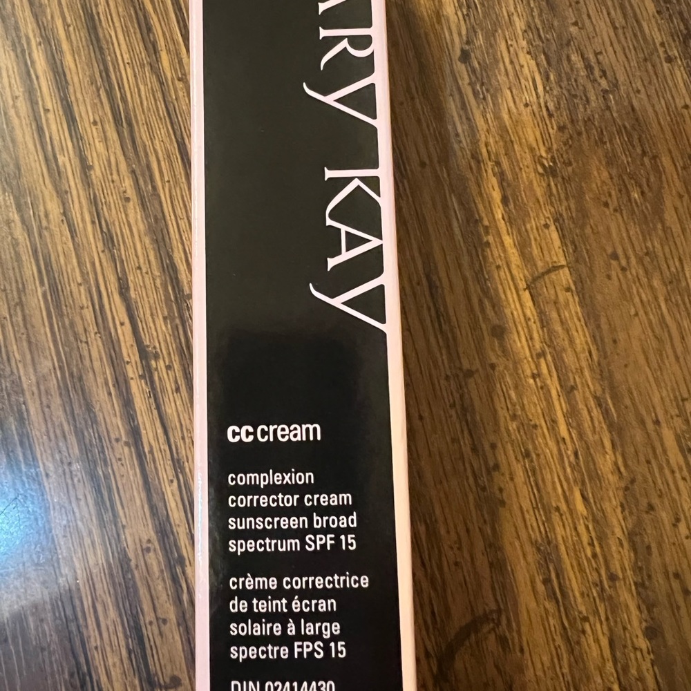 Mary Kay CC Cream Very Deep NIB